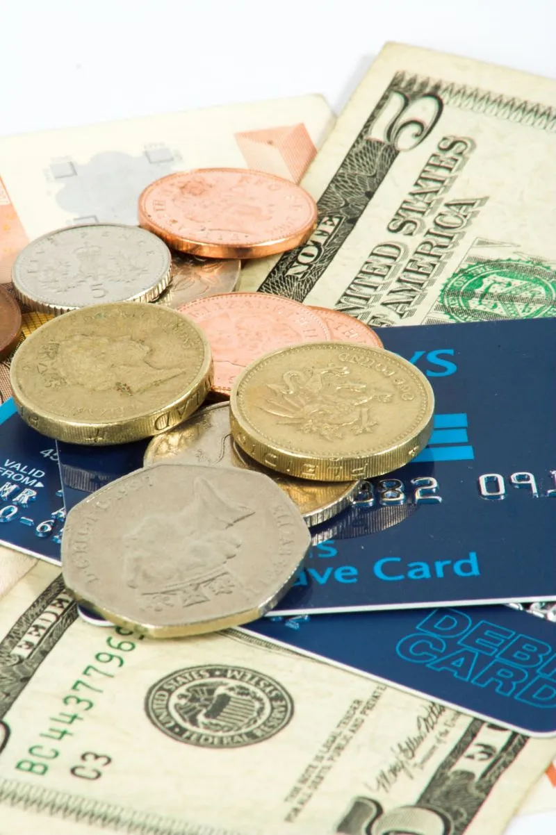 Наличные и карты