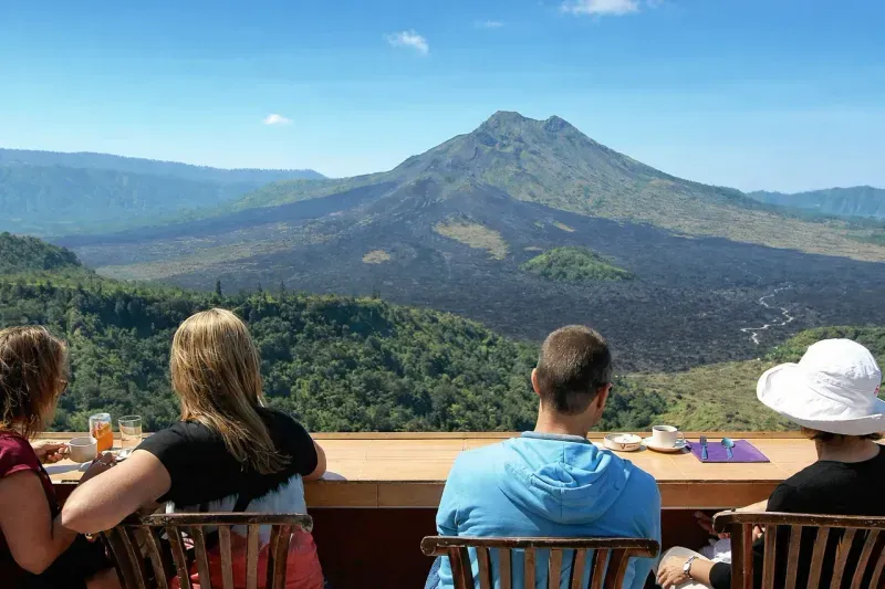 Экскурсия в Кинтамани на Бали: рисовые террасы, храм Пура Джати и кофе с видом на вулкан