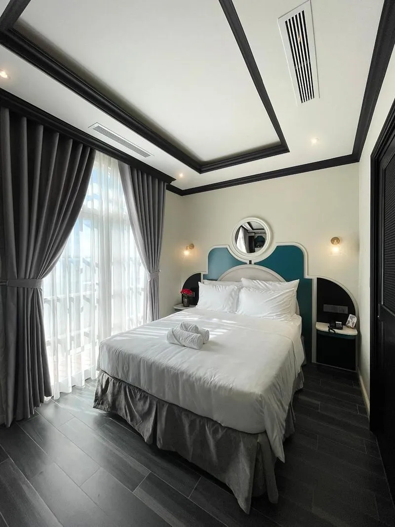 Le Bonheur Hotel